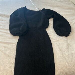 **NEVER BEEN WORN/TAGS ON** Line and Dot dress